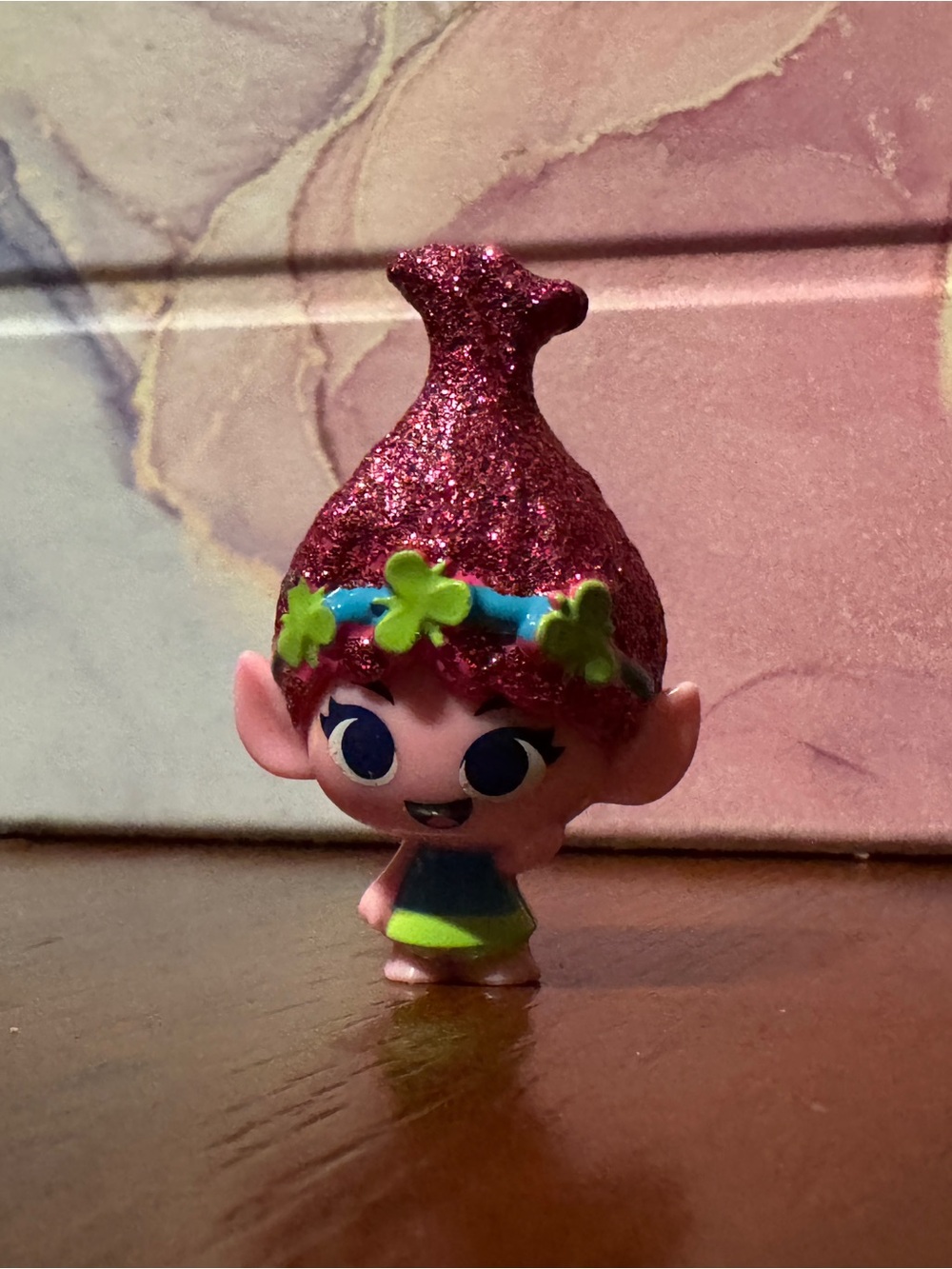 Trolls Mini 1 Inch Figures, Set of 4 - Yellow & Pink Hair Pocket Toys - Picture 2 of 7